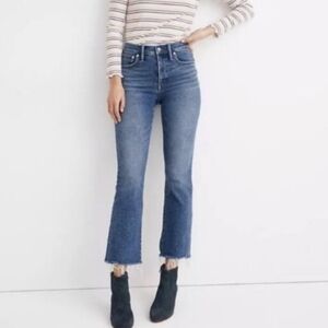 Madewell Cali Demi Boot Jeans Size 27 Raw Hem Kick Flare Denim